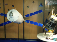 Maquettes de satellite